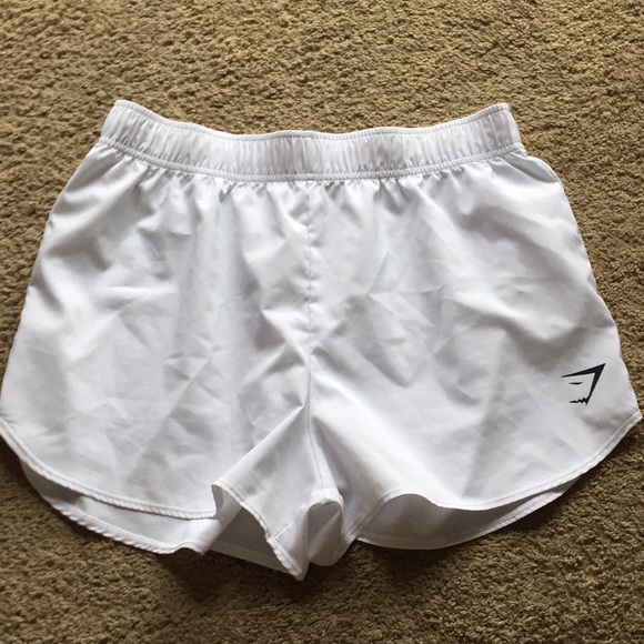 Gymshark Pants - Gymshark shorts S